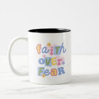 De Café Em Dois Tons Caneca Faith Over Fear 330ml