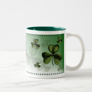 De Café Em Dois Tons Caneca grande do trevo