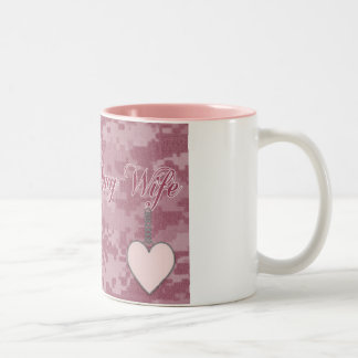 De Café Em Dois Tons Caneca orgulhosa da esposa do exército