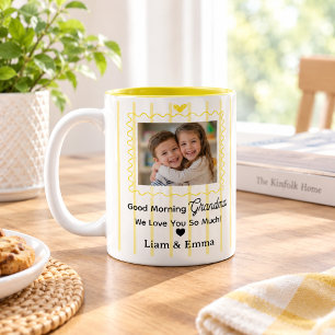 De Café Em Dois Tons Caneca Personalizada da Vovó com Foto e Nomes dos 