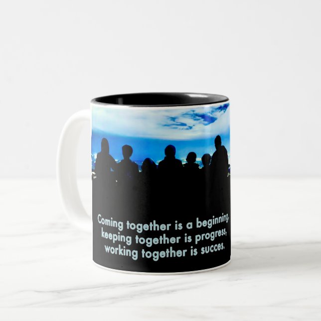 De Café Em Dois Tons Caneca Trabalhando Juntos (Frente Esquerda)