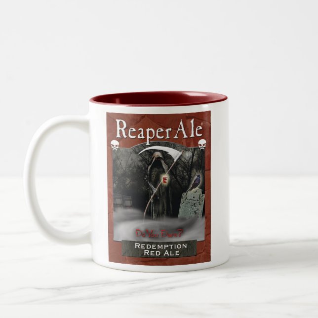 De Café Em Dois Tons Caneca vermelha da cerveja inglesa da redenção (Esquerda)