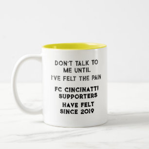 De Café Em Dois Tons Cincinnati posta caneca no Twitter