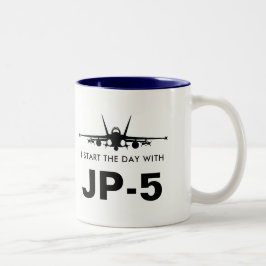 De Café Em Dois Tons Comece o dia com JP-5 a caneca super do zangão