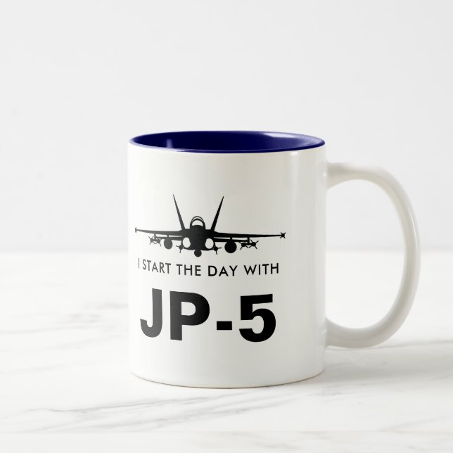 De Café Em Dois Tons Comece o dia com JP-5 a caneca super do zangão (Direita)