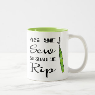 De Café Em Dois Tons Como o YE Sew assim que deve YE rasga a caneca