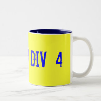 DE CAFÉ EM DOIS TONS DONS 4 A CANECA DO DIV 4