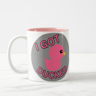 De Café Em Dois Tons Eu Peguei Uma Caneca Rosa