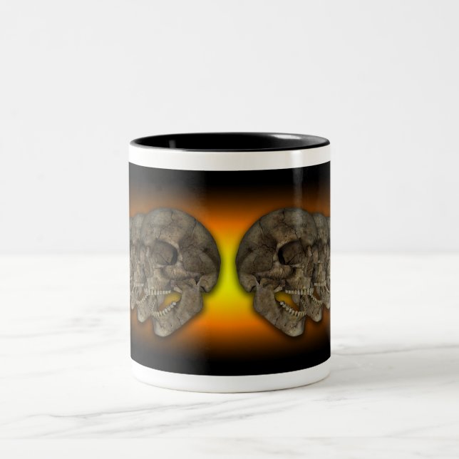 De Café Em Dois Tons Fileira da caneca dos crânios (Centro)