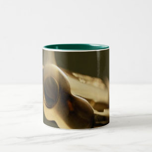 De Café Em Dois Tons Fumando caneca