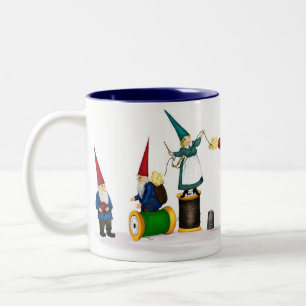 De Café Em Dois Tons Há sempre uma no grupo - caneca do gnomo