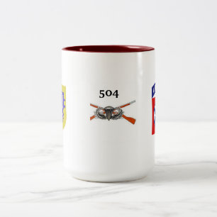 De Café Em Dois Tons ò Caneca transportada por via aérea dos BN 504th