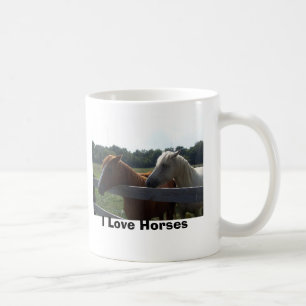 De Café Eu amo a caneca dos cavalos