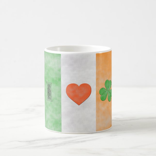 De Café Eu amo a caneca irlandesa (Centro)