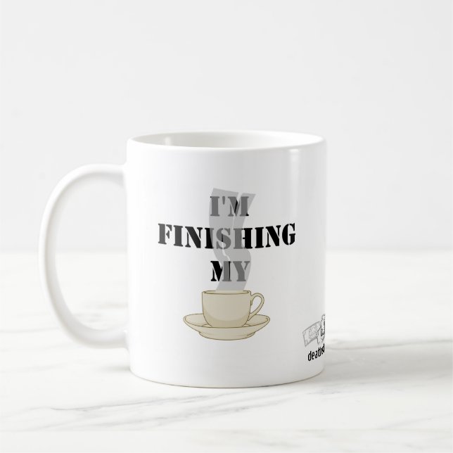 De Café Eu estou terminando minha caneca do café… (Esquerda)