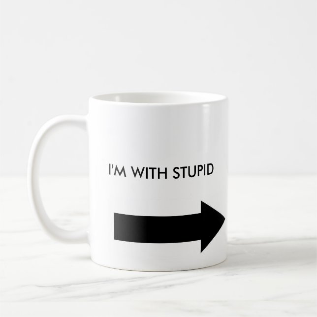 De Café Eu sou COM CANECA ESTÚPIDA (Esquerda)