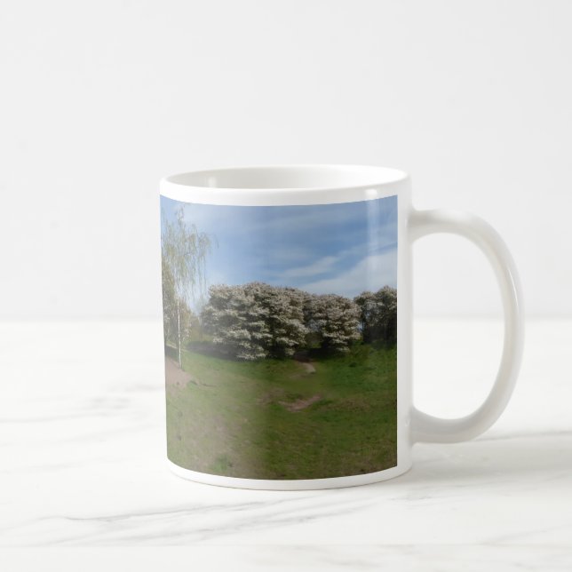 De Café Flor panorâmico da passa com caneca do banco (Direita)
