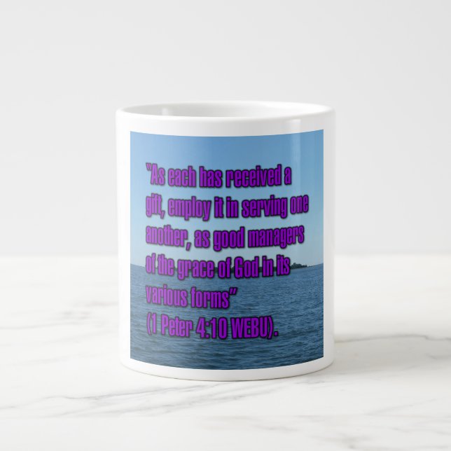 De Café Grande 1 Pedro 4:10 WEBU Caneca (Frente)