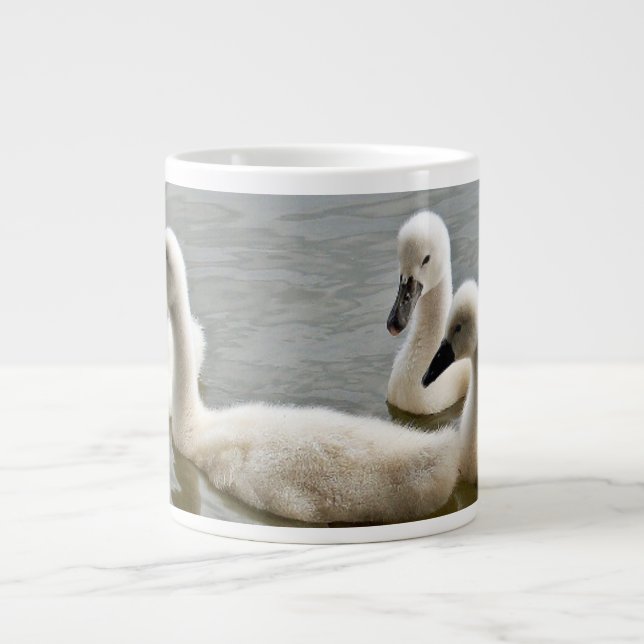 De Café Grande cisnes na caneca da água (Frente)