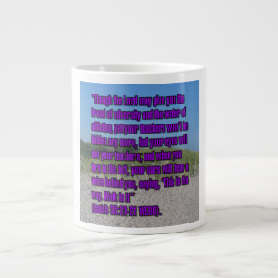 De Café Grande Isaiah 30:20-21 WEBU Caneca