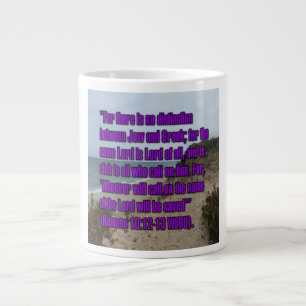 De Café Grande Romanos 10:12-13 WEBU Caneca