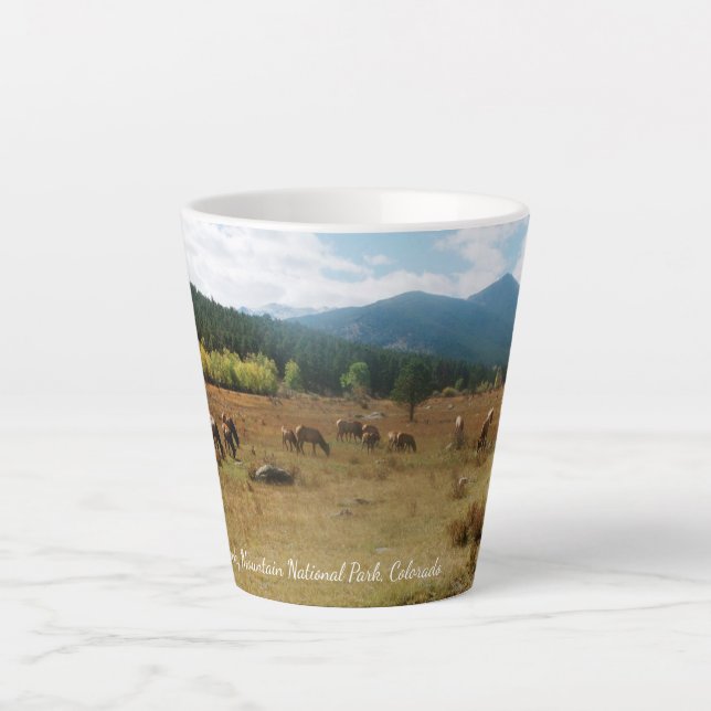 De Café Latte Elk na caneca latina do Parque Nacional da Montanh (Frente)