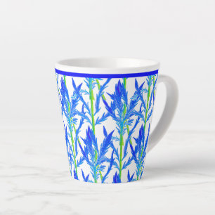 De Café Latte Tansy (L) em uma pequena caneca latta