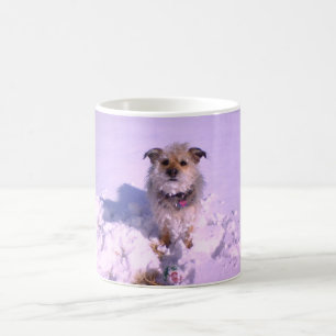 De Café Mandy na caneca da neve