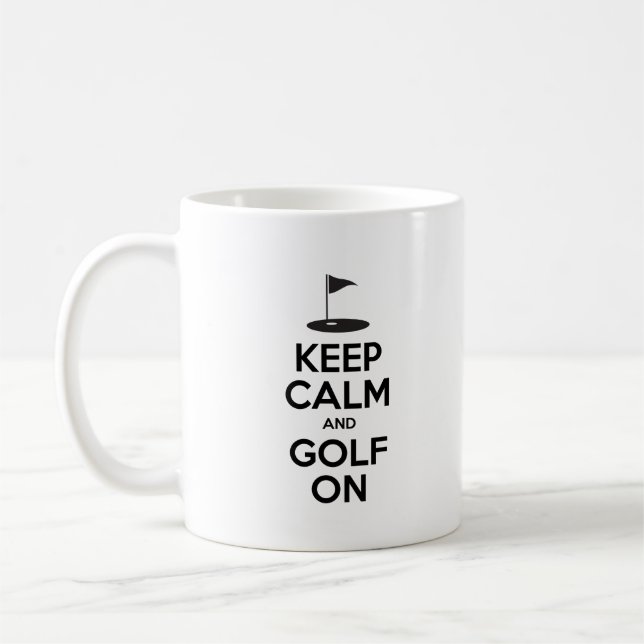 De Café Mantenha a calma e o golfe na caneca Golfing (Esquerda)