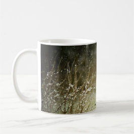 De Café Neve do inverno na caneca da foto das bagas