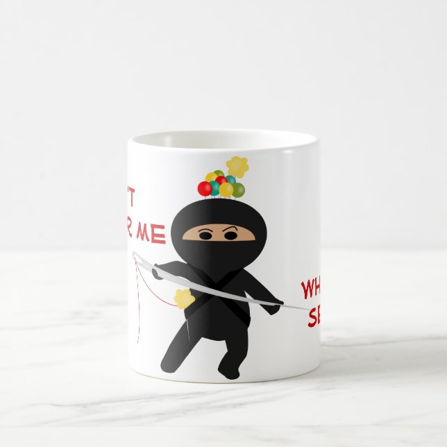 De Café Ninja com a caneca da agulha Sewing (Centro)