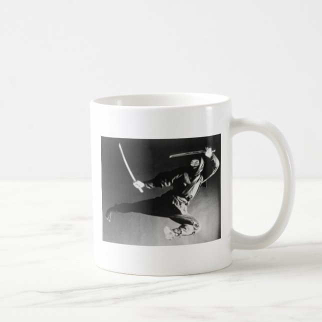 De Café Ninja na caneca do treinamento (Direita)