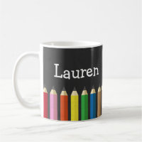 O lápis do arco-íris do quadro desenha a caneca