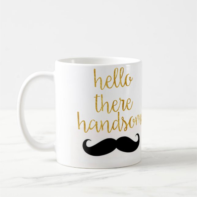 De Café Olá! lá caneca considerável do bigode (Esquerda)