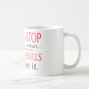 De Café Os olhares para parar uma caneca dos cuidados do