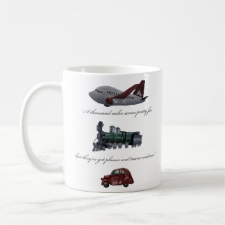 De Café planos e trens e caneca dos carros