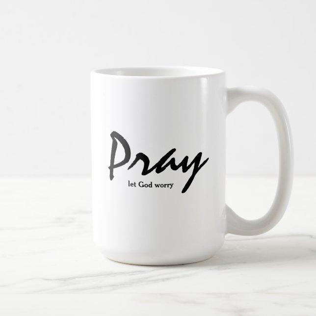 De Café Pray a caneca branca clássica (Direita)