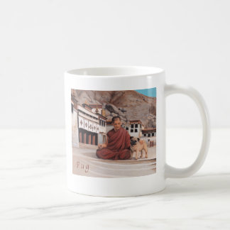 De Café Pug em uma caneca