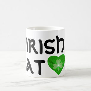 De Café Shamrock 'Irish at (coração)', caneca branca
