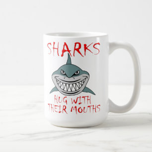 De Café Tubarões Abraçam com as Bocarras Caneca Divertida