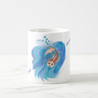 De Café Um intricado design FISH numa caneca