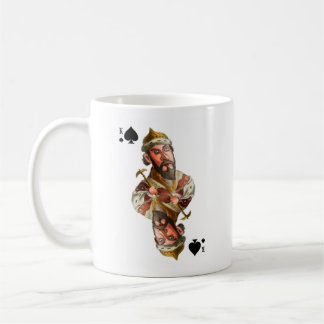 De Café Uma caneca com a imagem do rei das espadas