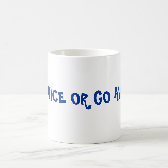 De Café vai a caneca ausente (Centro)