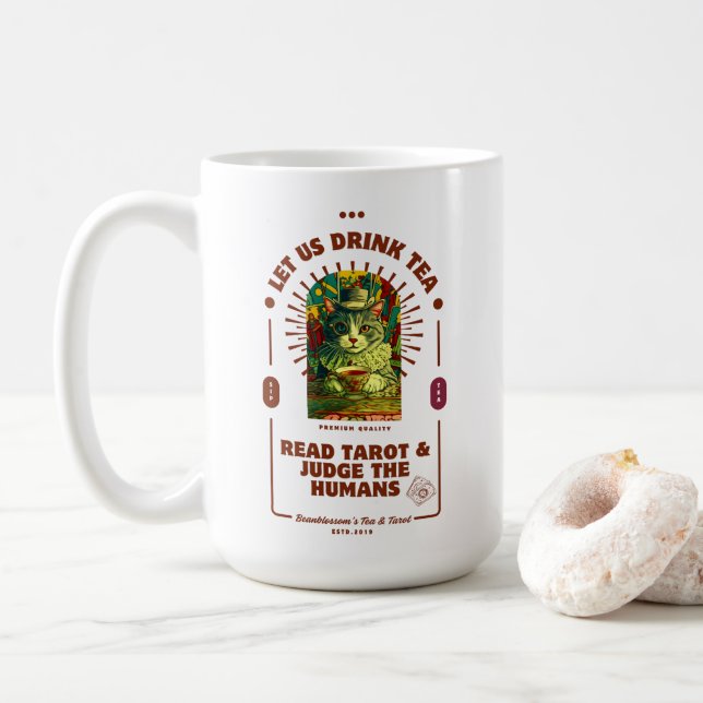 De Café Vamos Beber Chá, Ler Tarot e Julgar Humanos Caneca (Com Donut)