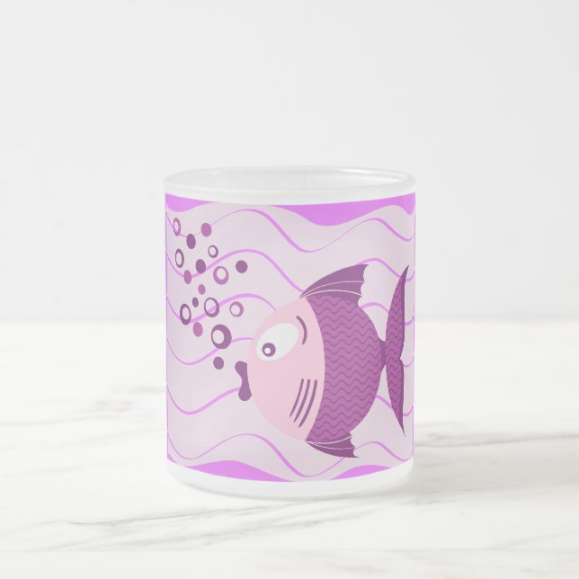 De Café Vidro Jateado Caneca roxa da luz da composição dos peixes (Centro)