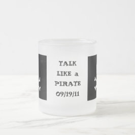 De Café Vidro Jateado Conversa como uma caneca do dia do pirata