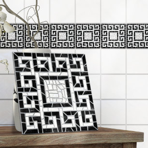 De Cerâmica Mármore Negro Mágico, Azulejo quebrado grego