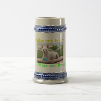 De Cerveja A bebida da caneca do verão e aprecia, todas as