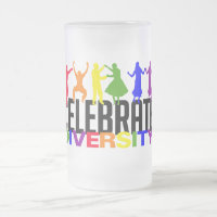 Celebrar caneca da diversidade