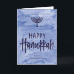 De Festividades Cartão Hanukkah Dobrado com Aquarela Menorah<br><div class="desc">Uma lavagem de azul-d'água serve como um pano de fundo sutil para esta ilustração texturizada da menorah e o texto feliz, escrito manualmente, do Chanucá. Não se esqueça de personalizar a frente com seu nome de texto. Adicione um toque pessoal ao dentro desta placa dobrada com as opções "personalizá-la" e...</div>